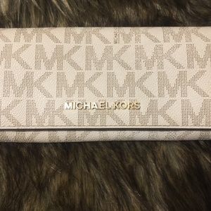 ❤️ Michael Kors Wallet (Long)❤️